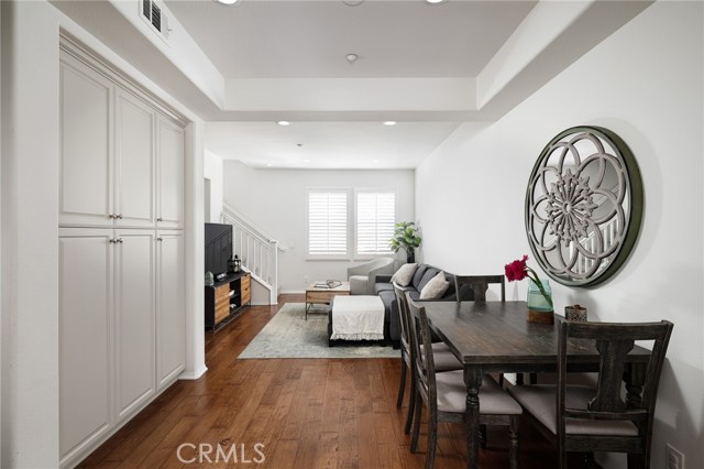 142 Pantheon, Irvine CA: https://media.crmls.org/medias/02312d50-59ce-4714-9b80-ed7dc7816686.jpg