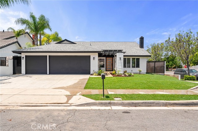 146 N Quail Lane, Orange CA: https://media.crmls.org/medias/0231389f-d0dd-47b9-812c-c1b1399f2596.jpg