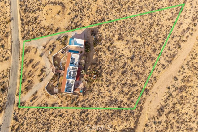 7423 Juniper Road, Joshua Tree CA: https://media.crmls.org/medias/02316a8e-36bc-4bf4-99e4-b28911f5c242.jpg