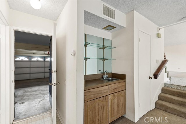 Detail Gallery Image 19 of 41 For 2202 Mont Blanc Cir, Placentia,  CA 92870 - 4 Beds | 2/1 Baths