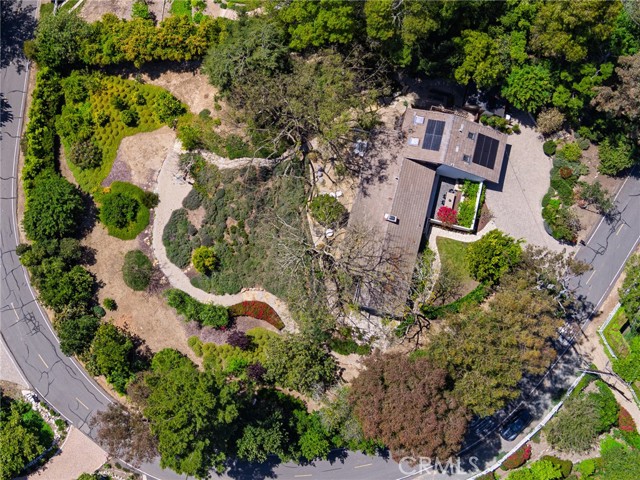 7 Cinchring Road, Rolling Hills CA: https://media.crmls.org/medias/02331e07-c701-4973-831a-2016806252ac.jpg