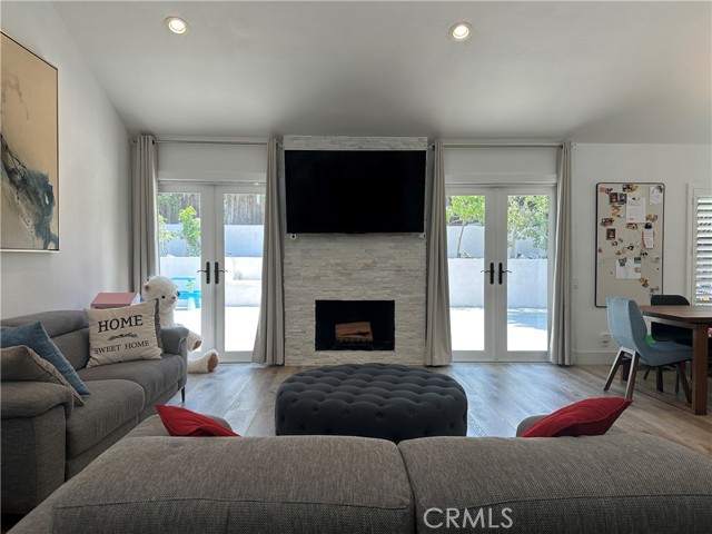 Detail Gallery Image 13 of 51 For 13 Blue Ridge, Irvine,  CA 92620 - 5 Beds | 3/1 Baths