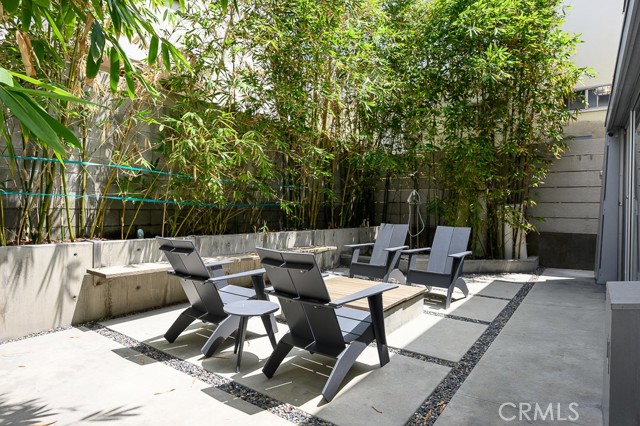 137 15th Street, Manhattan Beach, California 90266, 2 Bedrooms Bedrooms, ,2 BathroomsBathrooms,Residential,Sold,15th,SB22082552