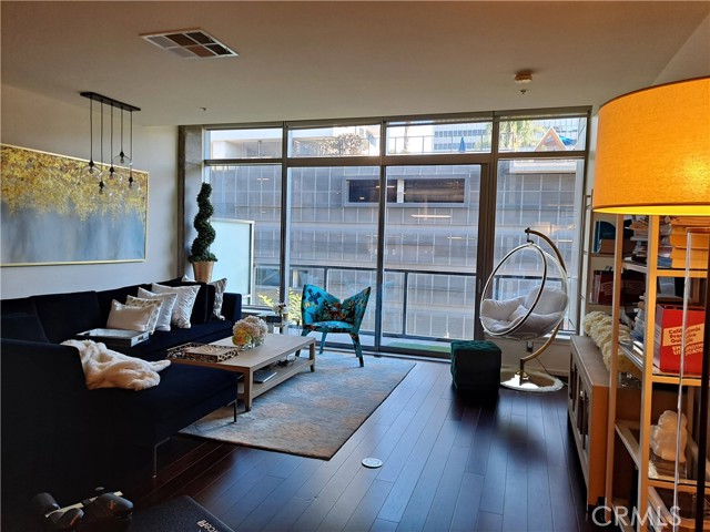 Detail Gallery Image 4 of 18 For 1155 S Grand Ave #509,  Los Angeles,  CA 90015 - 1 Beds | 1 Baths