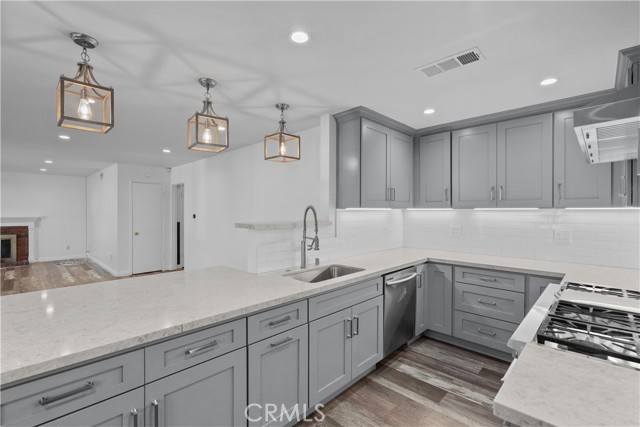 15060 Florentine Street photo 8