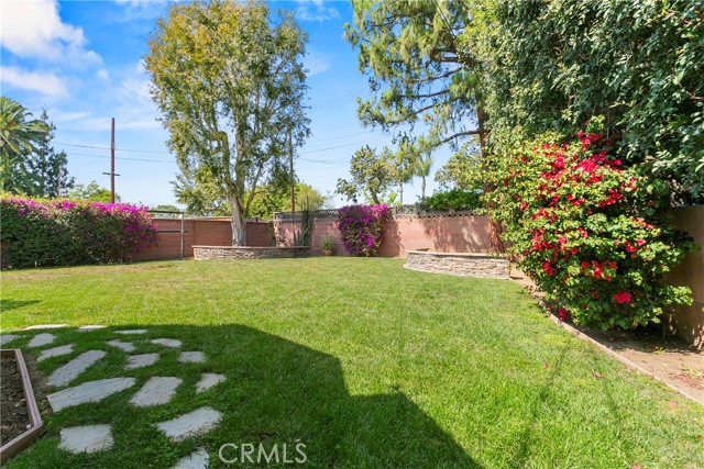 1551 Rainbow Drive, North Tustin CA: https://media.crmls.org/medias/0236dae5-c81b-4d76-8ce2-6e190181bb56.jpg