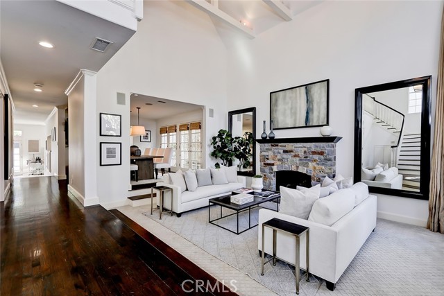 742 31st Street, Manhattan Beach, California 90266, 5 Bedrooms Bedrooms, ,2 BathroomsBathrooms,Residential,Sold,31st,SB22034184