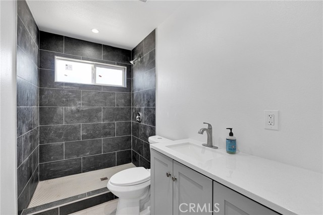 7357 Lynwood Way, Highland CA: https://media.crmls.org/medias/0239b719-53e9-4892-928d-ac6eb522418d.jpg