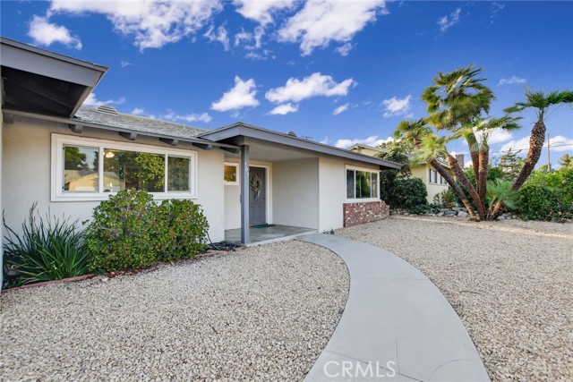 509 Cedar Crest Avenue, Claremont CA: https://media.crmls.org/medias/023a5ee8-b8bf-4958-aecf-2a4b093956b5.jpg