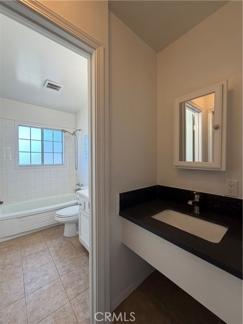 Detail Gallery Image 4 of 7 For 8471 Rembrandt Dr, Huntington Beach,  CA 92647 - 3 Beds | 1 Baths