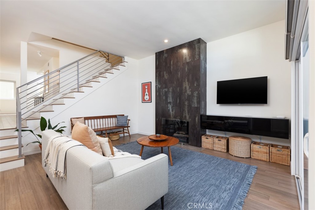 1030 Palo Verde Avenue