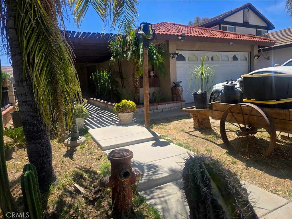1529 Apple Creek