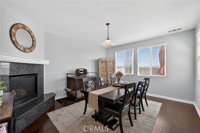 Detail Gallery Image 17 of 67 For 38430 Magdelena St, Murrieta,  CA 92563 - 3 Beds | 2/1 Baths