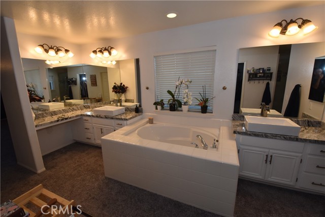 Detail Gallery Image 14 of 23 For 38124 Placer Creek, Murrieta,  CA 92562 - 5 Beds | 3 Baths