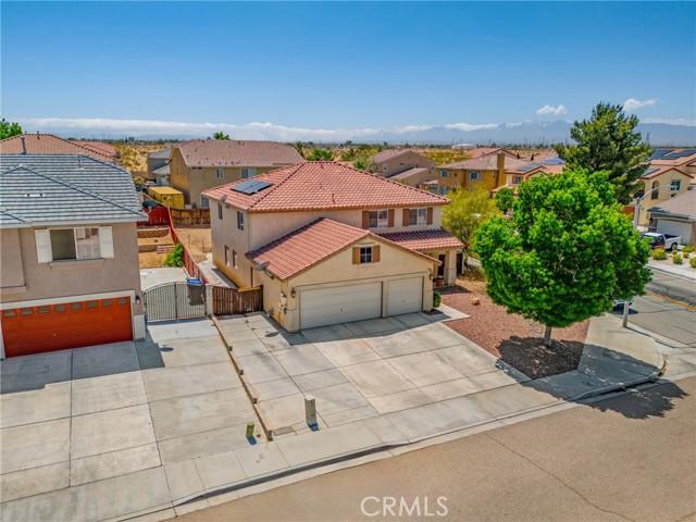 13503 Copper Street, Victorville CA: https://media.crmls.org/medias/02401219-a4cf-49e6-8641-95b3550e2876.jpg