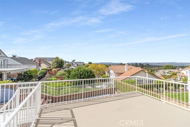25912 Densmore Drive, Lake Forest CA: https://media.crmls.org/medias/02407554-76c3-42ce-8b76-2793d4a7e368.jpg