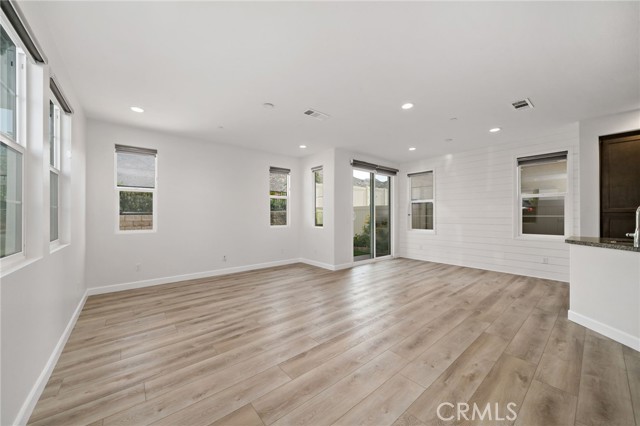 3908 Boulder Drive, Jurupa Valley CA: https://media.crmls.org/medias/024111a9-0b0e-4e8b-95a2-aed5cf783d1d.jpg