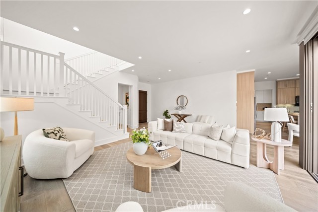 Detail Gallery Image 5 of 75 For 111 Donati, Irvine,  CA 92602 - 4 Beds | 3 Baths