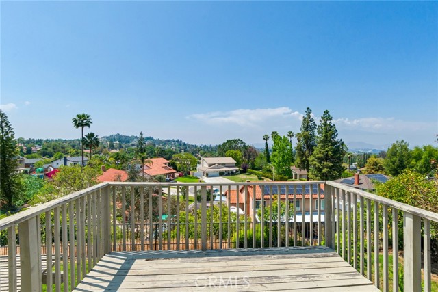 Detail Gallery Image 25 of 29 For 6193 Promontory Ln, Riverside,  CA 92506 - 4 Beds | 2/1 Baths