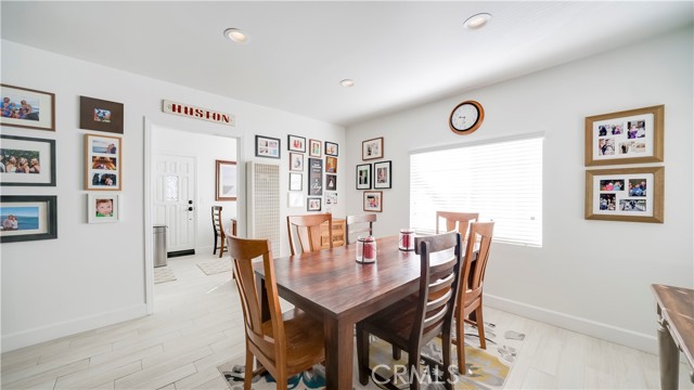 400 17th Street, Manhattan Beach, California 90266, 4 Bedrooms Bedrooms, ,2 BathroomsBathrooms,Residential,Sold,17th,SB21119391
