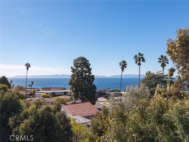 3914 Dauntless Drive, Rancho Palos Verdes, California 90275, 4 Bedrooms Bedrooms, ,3 BathroomsBathrooms,Residential,Sold,Dauntless,PV22008242