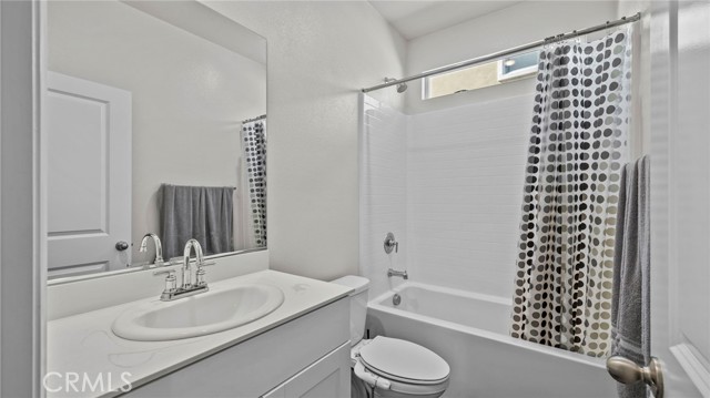 15565 Avenger Drive, Moreno Valley CA: https://media.crmls.org/medias/02435e16-840b-4f80-b41c-78f24493af15.jpg