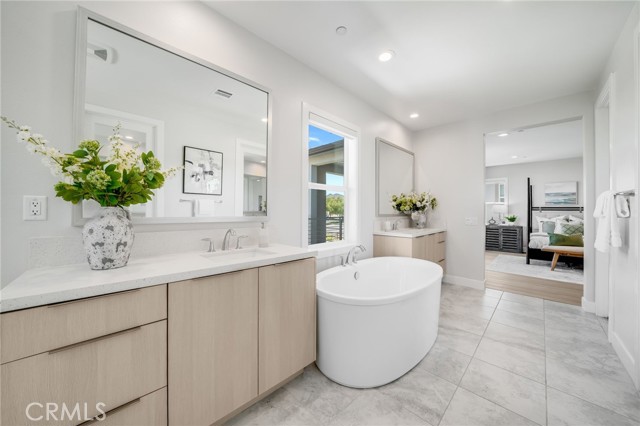 211 Wild Flower, Lake Forest CA: https://media.crmls.org/medias/024388f5-4d79-4a3b-8d61-ce8d60a71ba1.jpg