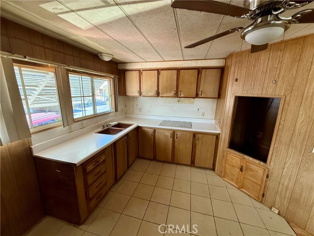 Detail Gallery Image 17 of 19 For 21425 S Avalon Bld #22,  Carson,  CA 90745 - 1 Beds | 1 Baths