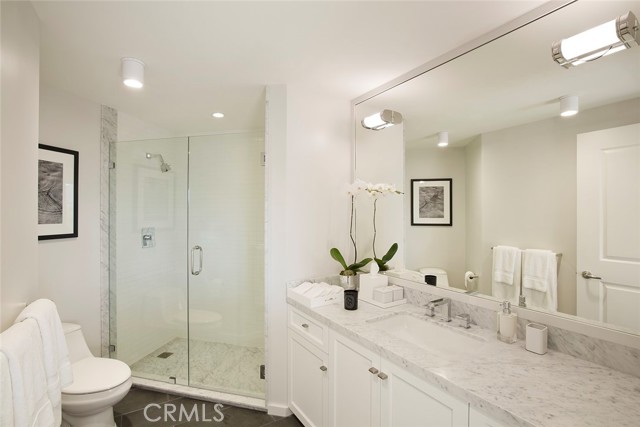 722 Americana Way, Glendale CA: https://media.crmls.org/medias/02440603-118d-4fe7-be49-3c78a0dbe2ae.jpg