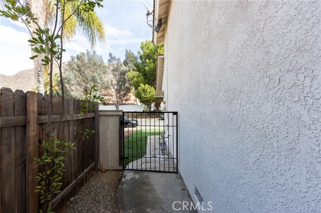 Detail Gallery Image 42 of 45 For 21095 Gallant Fox Dr, Moreno Valley,  CA 92557 - 4 Beds | 2/1 Baths