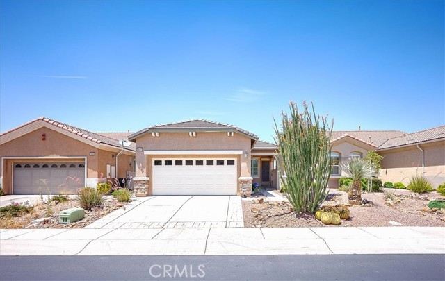 19472 Crystal Springs Lane, Apple Valley CA: https://media.crmls.org/medias/02441a57-dc73-4c23-866d-54db13a89e4e.jpg