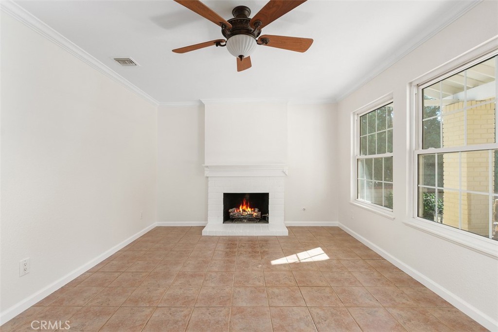 MLS #OC25274067 image #7