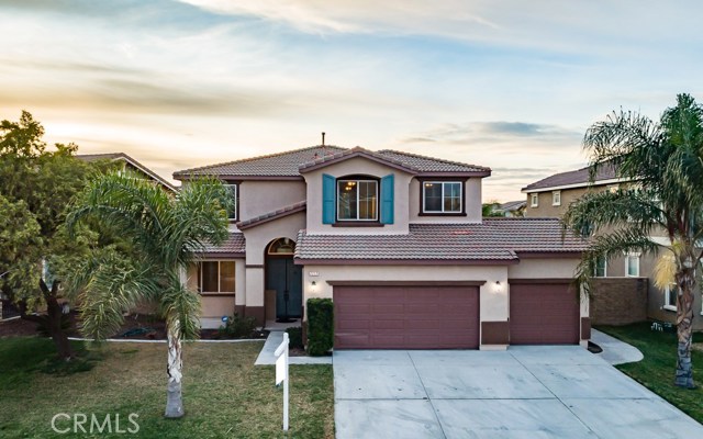 7217 Beckett Field Ln, Eastvale, CA 92880