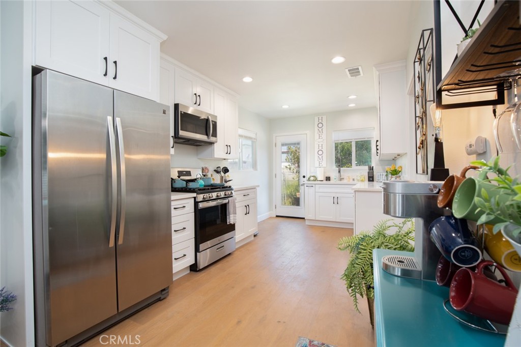 2221 Del Amo Boulevard, Torrance, CA 90501