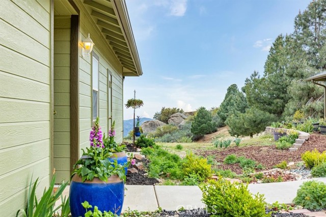 Detail Gallery Image 49 of 73 For 24921 Sunset Way, Tehachapi,  CA 93561 - 2 Beds | 2 Baths