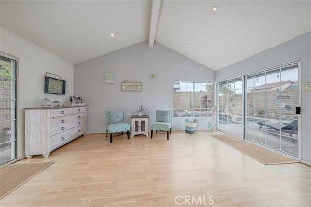 Detail Gallery Image 8 of 43 For 18250 Devonwood Cir, Fountain Valley,  CA 92708 - 3 Beds | 2 Baths