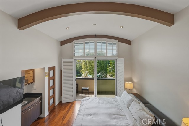 Detail Gallery Image 18 of 48 For 13231 Fiji Way #H,  Marina Del Rey,  CA 90292 - 3 Beds | 2/1 Baths