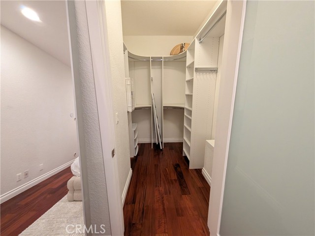 Detail Gallery Image 15 of 17 For 585 N Rossmore Ave #207,  Los Angeles,  CA 90004 - 1 Beds | 1 Baths