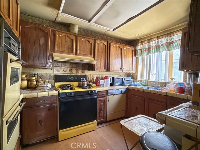 Detail Gallery Image 18 of 51 For 25330 Vancouver Ave, Adelanto,  CA 92301 - 4 Beds | 3 Baths