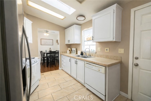 Detail Gallery Image 7 of 11 For 13102 Partridge #51,  Garden Grove,  CA 92843 - 3 Beds | 2 Baths