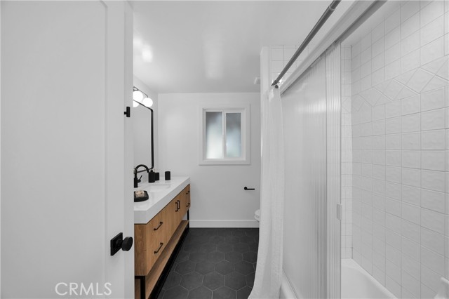 Detail Gallery Image 22 of 30 For 16938 Knapp St, Northridge,  CA 91343 - 3 Beds | 2/1 Baths