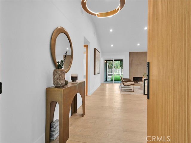 Image 4 of 51 For 24100 Philiprimm Street