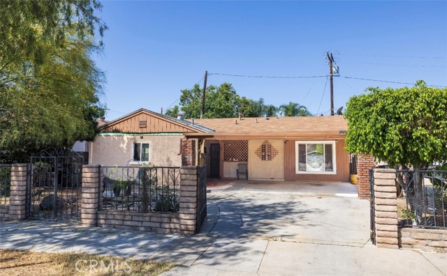 604 Woodworth Street, San Fernando CA: https://media.crmls.org/medias/0248a3c8-7d50-4791-aa31-54ebb426841a.jpg
