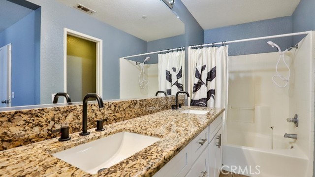 Detail Gallery Image 14 of 30 For 11355 Tondela St, Fontana,  CA 92337 - 5 Beds | 2/1 Baths