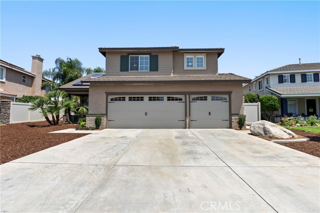 8880 Stony Brook Circle, Riverside CA: https://media.crmls.org/medias/024aabf6-f0e3-42bf-9ad1-8a75555fd074.jpg