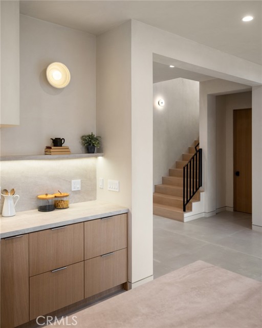 4320 Teesdale Avenue, Studio City CA: https://media.crmls.org/medias/024b7e85-b35d-4ced-8d2a-2eb2fb357616.jpg
