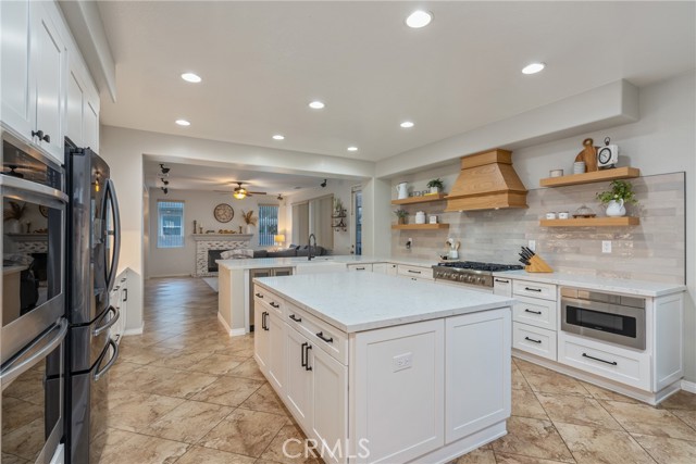 Detail Gallery Image 17 of 66 For 8111 Finch St, Corona,  CA 92880 - 5 Beds | 3 Baths
