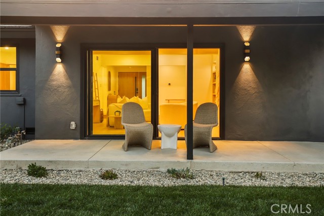 Detail Gallery Image 39 of 47 For 23856 Aetna, Woodland Hills,  CA 91367 - 4 Beds | 3 Baths