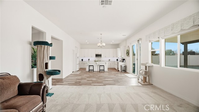 Detail Gallery Image 7 of 75 For 4727 W Vahan Ct, Lancaster,  CA 93536 - 5 Beds | 4 Baths