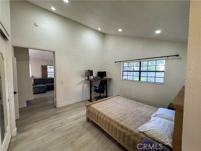2608 Monte Carlo Drive, Santa Ana CA: https://media.crmls.org/medias/024ec440-cd09-4643-b38a-ae4a02b04041.jpg